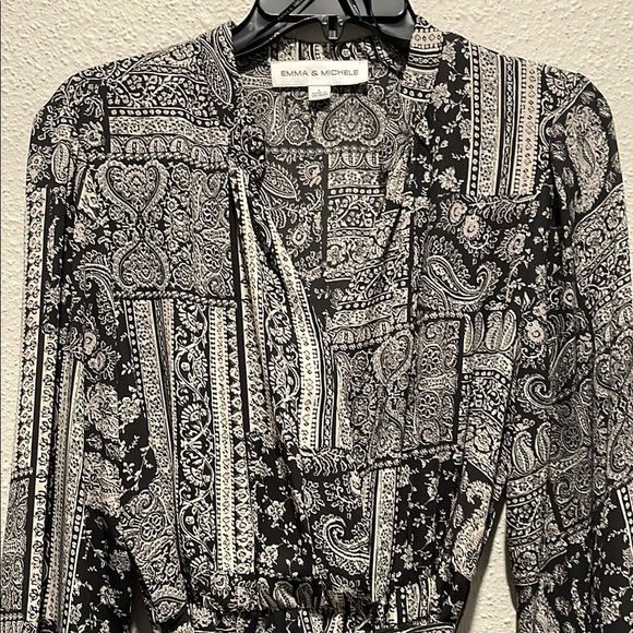 Emma & Michele Black Maxi Dress with Bishop Sleeves - Picture 3 of 9